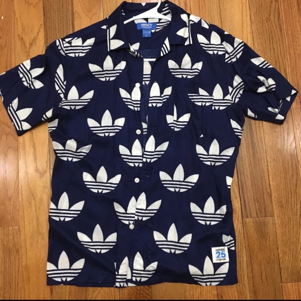 Adidas Original 25 Button Up